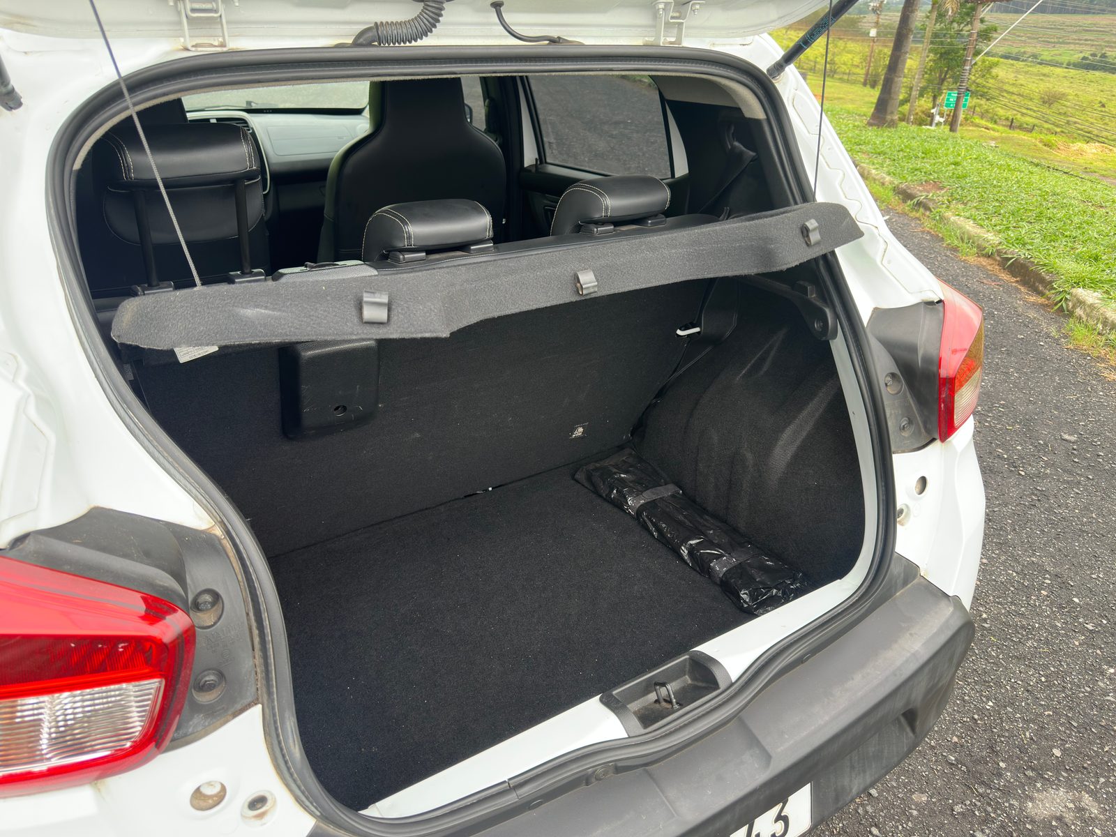 RENAULT KWID INTENSE 1.0 2021, foto 8